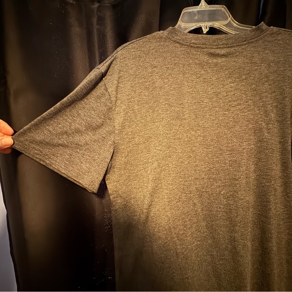 Be Kind Leopard Graphic Tee XL Gray Short Sleeve T-Shirt - Picture 4 of 4